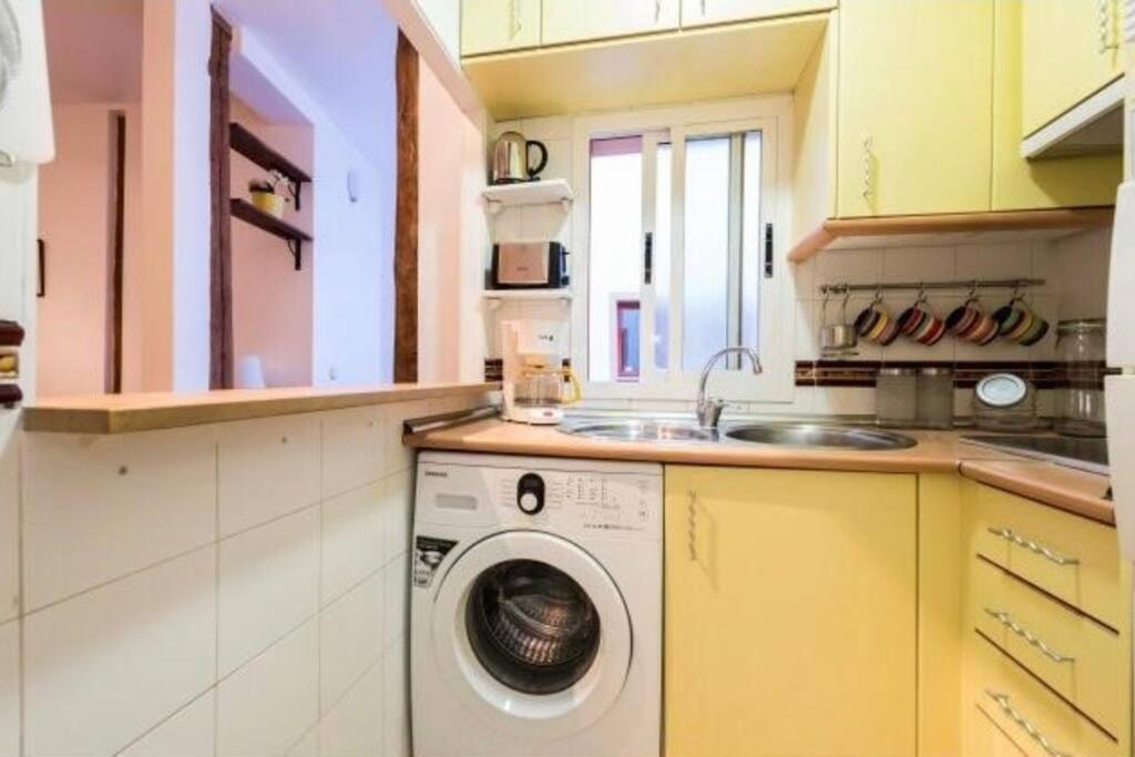 Luminoso Apartamento En Lavapies-Tirso De Molina Madrid Eksteriør billede